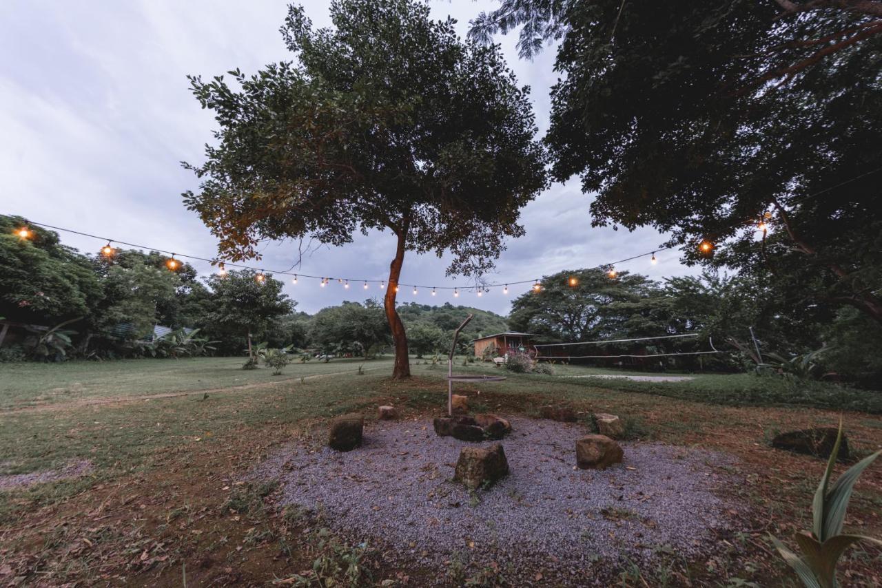 Calalas Lodge Nindiri Luaran gambar